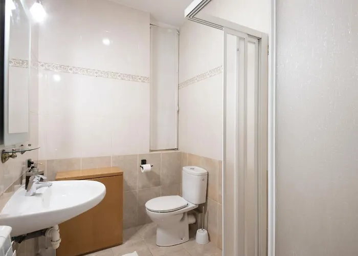 Apartamento Espacioso, Moderno Y A Pie De Playa Zurriola San Sebastián