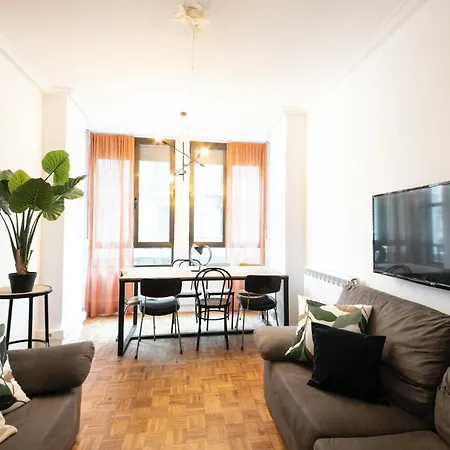 Espacioso, Moderno Y A Pie De Playa Zurriola * San Sebastián