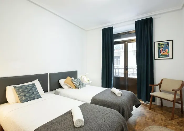 Espacioso, Moderno Y A Pie De Playa Zurriola San Sebastián