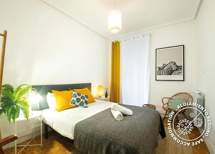 Espacioso, Moderno Y A Pie De Playa Zurriola Appartamento San Sebastián